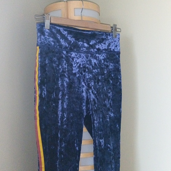 W13"-15" Aerie Velvet Hi-Rise Leggings in Blue with Yellow and Red Stripes - Picture 6 of 10